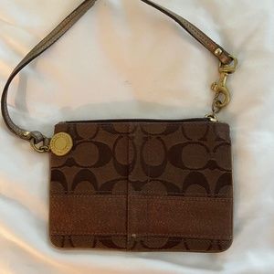 Coach small signature wristlet